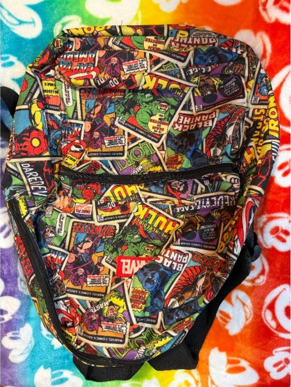 Marvel Avengers Super Hero All-Over Comic Print Backpack, School Book Bag Hulk